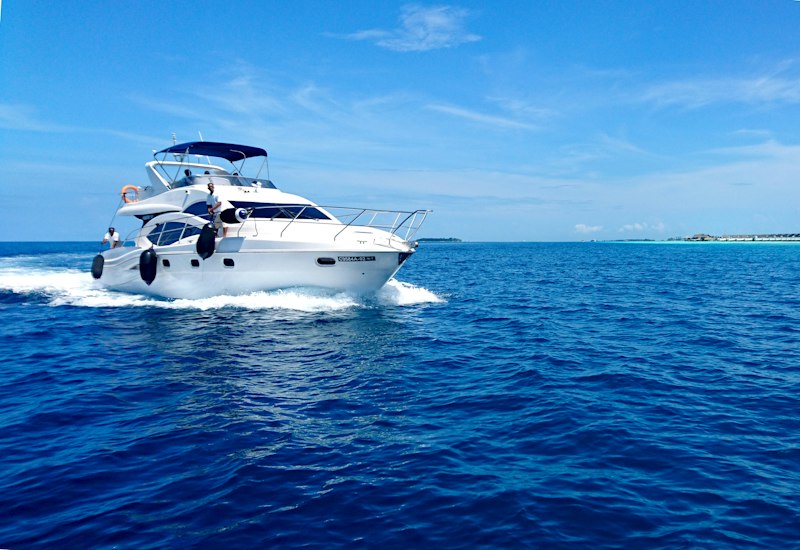 Sailing yacht ocean